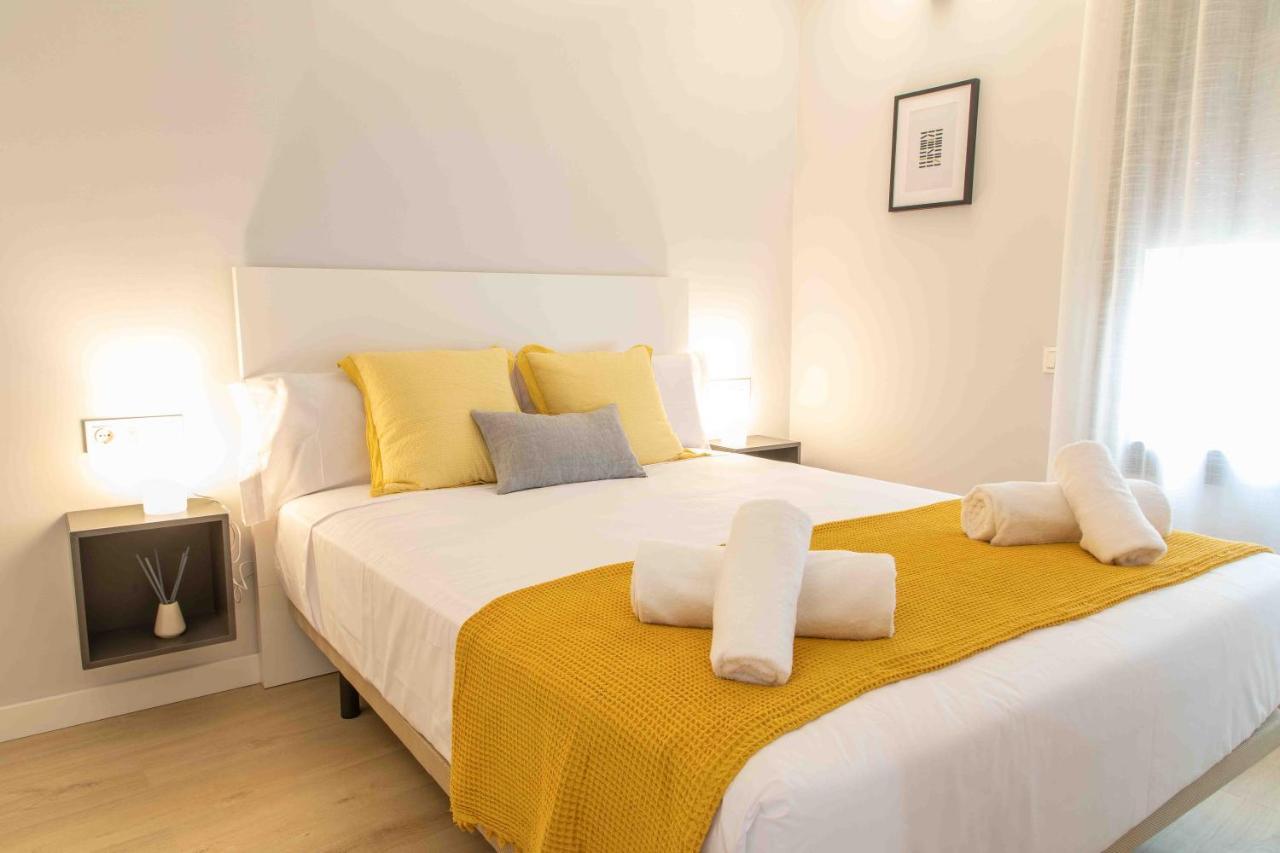 Barcelona Touch Apartments L'Hospitalet de Llobregat Esterno foto